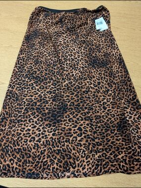 bobeau Leopard Print Skirt in Brown and Black